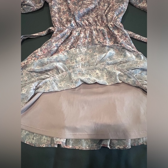 NWOT - Melrose and Market Floral Faux Wrap Mini Dress - Picture 12 of 12